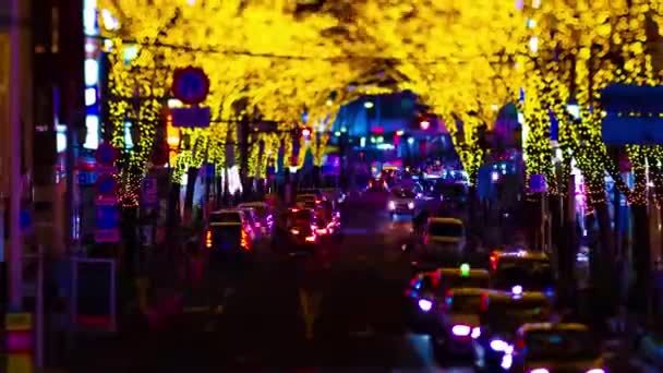 Un timelapse notturno della strada miniatura illuminata a Shibuya tiltshift zoom — Video Stock