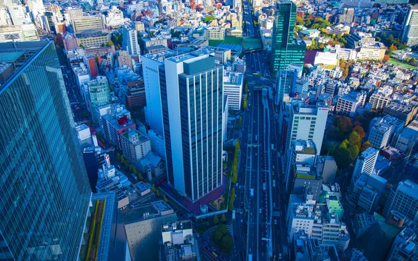 Uma paisagem urbana na cidade urbana de Tóquio tiro grande ângulo alto — Fotografia de Stock