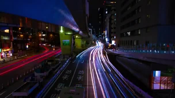 渋谷のダウンタウンのネオン街の夜のタイムラプス｜東京ワイドショット傾き — ストック動画