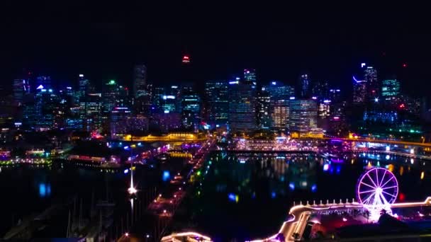 Nocny timelapse panoramicznej zatoki w Darling porcie w Sydney wysoki kąt szeroki strzał zoom — Wideo stockowe