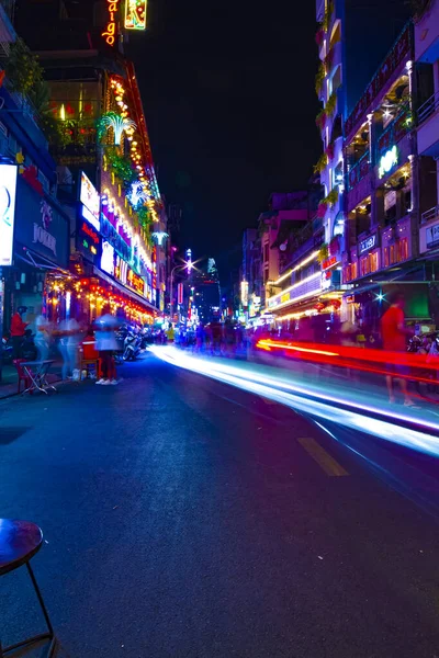 A night neon downtown at Bui Vien street in Ho Chi Minh Vietnam wide shot — Stock Photo, Image