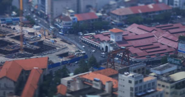 A nagy látószögű kilátás nyílik a miniatűr utcán Ben Thanh piacon Ho Chi Minh tiltshift — Stock videók