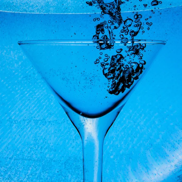 Bubliny modré vody — Stock fotografie