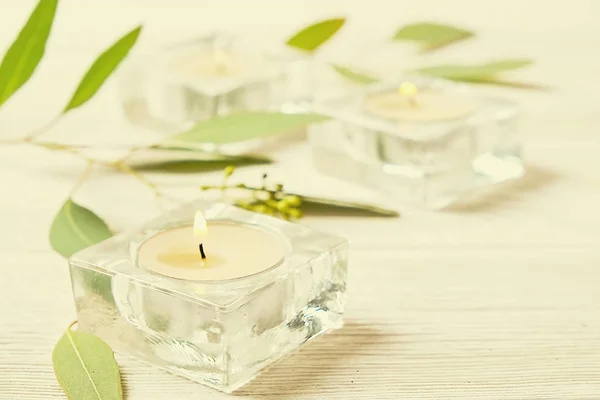 Una composición elegante de salón de spa y atributos de terapia de piedra. Descuento del Día Internacional de la Mujer. Regalo para el día de la madre . — Foto de Stock