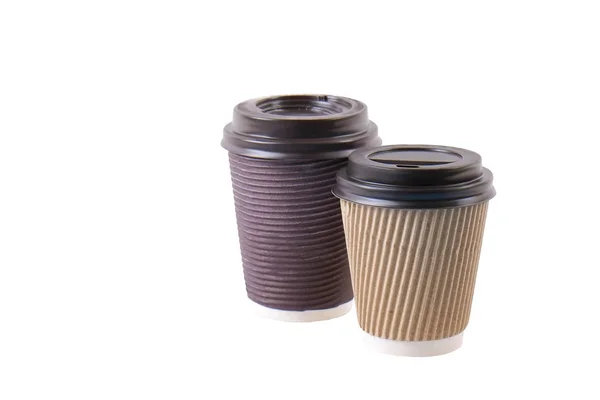 カラフルな単純な最小成分熱防水紙のコーヒー カップ。プラスチック製のキャップと茶マグカップを取り出してください。コーヒー ショップ コンセプト. — ストック写真
