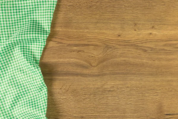 Ahşap arka planda bez peçete. 