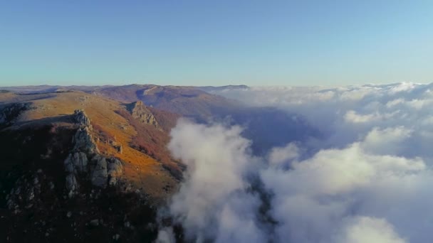 Paesaggio montano al mattino — Video Stock