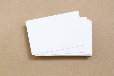 beyaz boş karton kartvizitler ve eko kağıt tasarımı için 