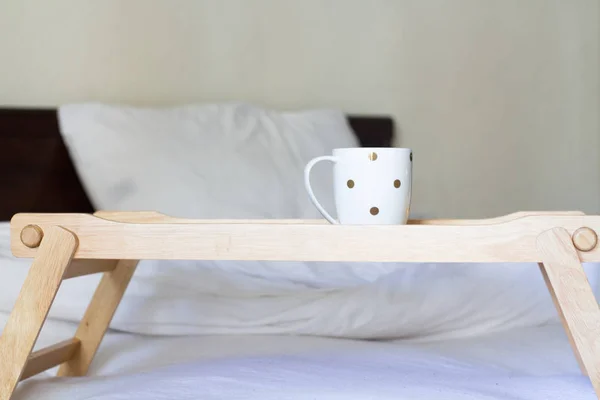침대에서 커피 — 스톡 사진
