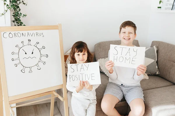 Two Kids Stay Home Draw Stay Positive Draw Coronavirus Concept — Stock Photo, Image
