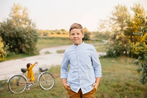 Portrait Years Caucasian Boy Blonde Hair Wearing Blue Shirt Mustard — Stock Photo, Image