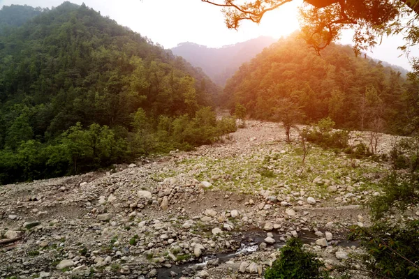 Río en la cordillera — Foto de Stock