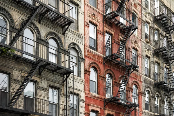 Manhattan'ın eski New York City tarzı binalar