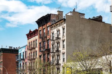 East Village, New York City'deki tarihi binalar blok