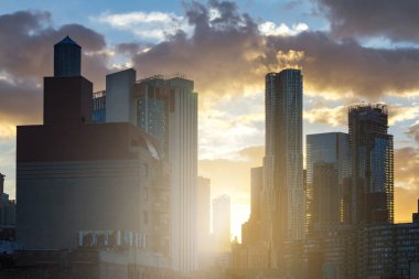 New York'un şehir manzarası karşı sıcak arka plan g ayarla