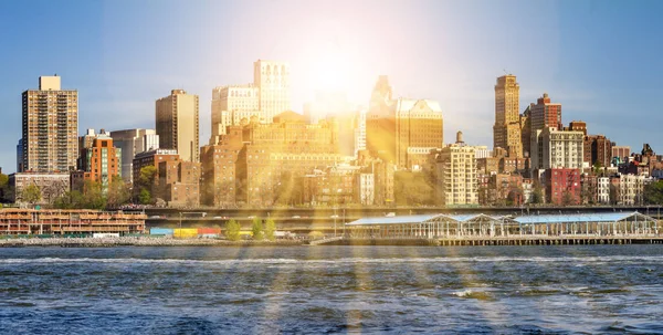 Панорамный Небосклон Бруклина Центре Нью Йорка Солнечным Светом — стоковое фото