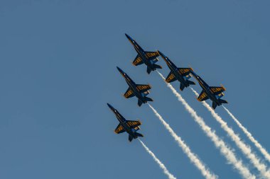 U.S.Navy mavi açıları