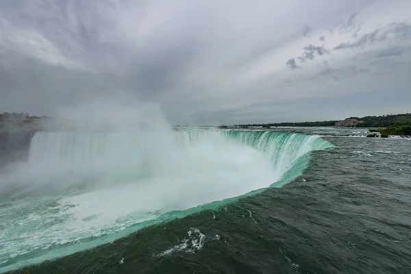 Niagara-vízesés a viharos időjárás, Ontario, Kanada — Stock Fotó