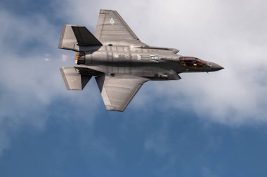 New Windsor, Ny - 2 Ağustos 2019: The Lockheed Martin F-35 Lightning Ii New York Airshow sırasında Stewart Uluslararası Havalimanı 'ndan.