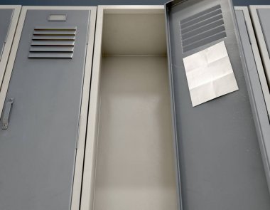 Boş Not shool Locker
