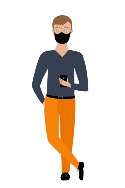 Covid-19 virüsünü önlemek için koruyucu maske takan insan konseptinin Jpeg çizimi. Adam beyaz arka planda elinde akıllı telefonla siyah maskeyi kapatmış..
