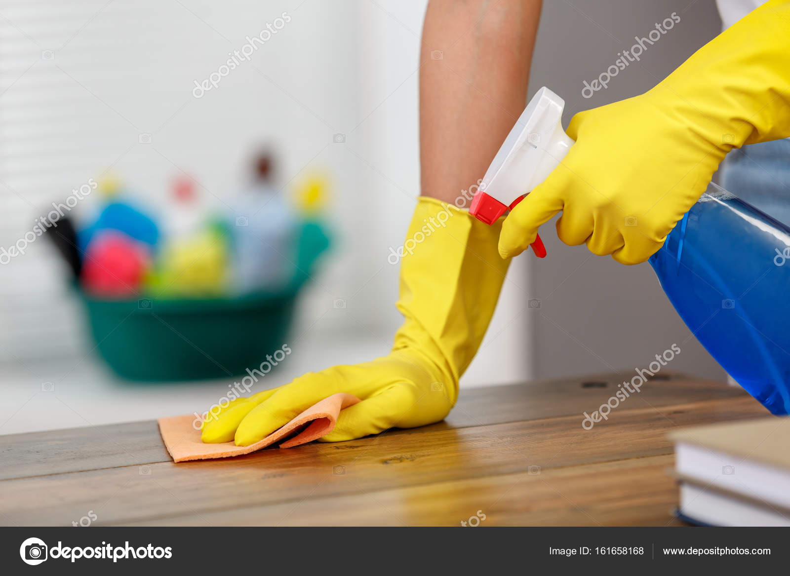 требуется уборщица объявление. ольга клинер. уборщица в кафе. уборка кухни после строителей. уборка клининг реклама.