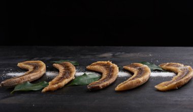 muz şekere de pişmiş