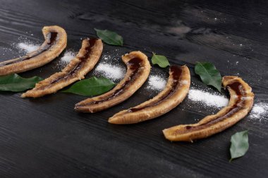 muz şekere de pişmiş