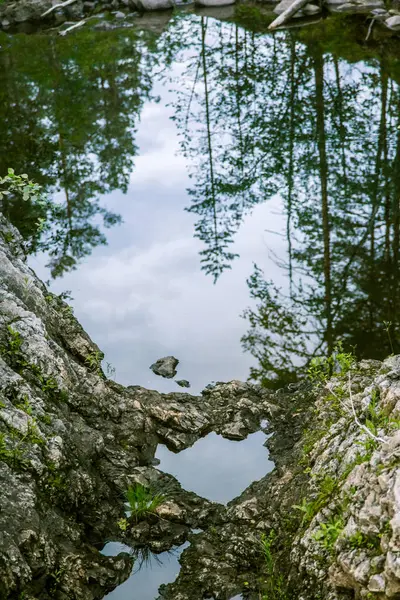 Ett vackert älvlandskap i Finland — Stockfoto