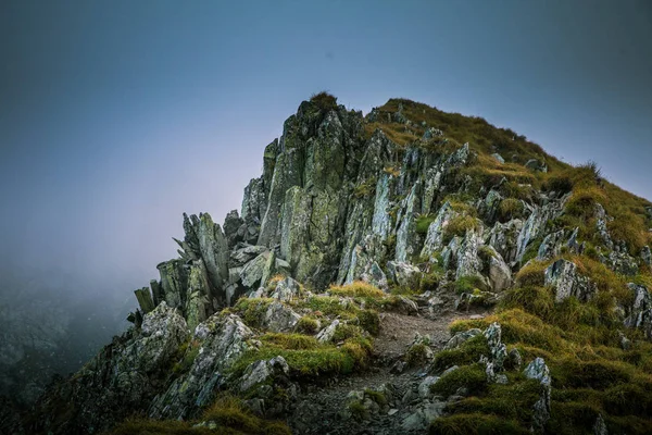 Ένα πανέμορφο ορεινό τοπίο στα Καρπάθια Όρη — Φωτογραφία Αρχείου