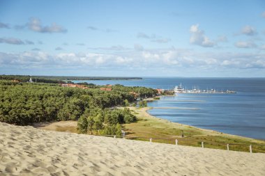 Bir güzel kumulları bir Neringa Milli Parkı'nda. Seyahat fotoğraf