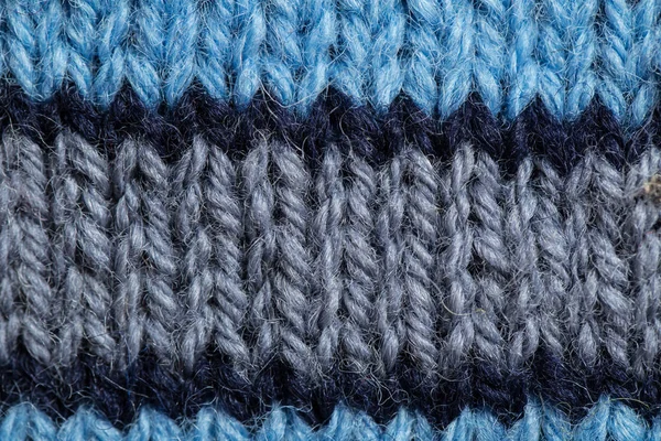 손 니트 따뜻하고 부드러운 모직 패턴의 근접 한 아름 다운 촬영 소프트 양말 또는 천연 양모의 스카프입니다. 화려한 패턴. — 스톡 사진