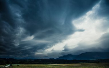 Düşük Tatras içinde güzel bir Slovakça dağ manzarası