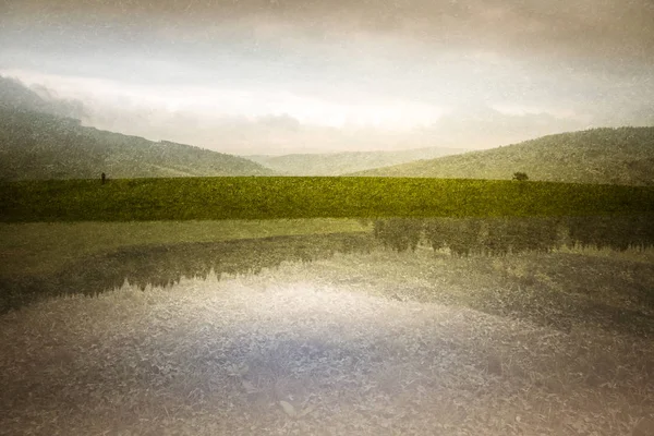 Exposición doble colorido artístico con un paisaje de tatra bajo. Aspecto decorativo, abstracto . — Foto de Stock