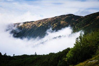 Güzel dağ manzarası Tatry, Slovakya
