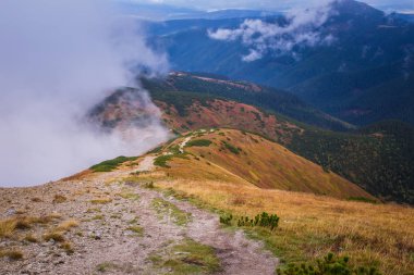 Güzel dağ manzarası Tatry, Slovakya