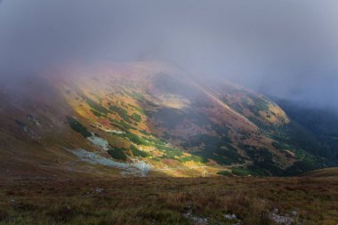 Güzel dağ manzarası Tatry, Slovakya