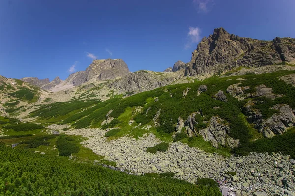 Pięknych górskich krajobrazów w Tatry, Słowacja — Zdjęcie stockowe