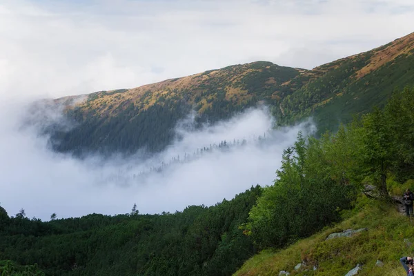 Eine wunderschöne Berglandschaft in Tatry, Slowakei — Stockfoto