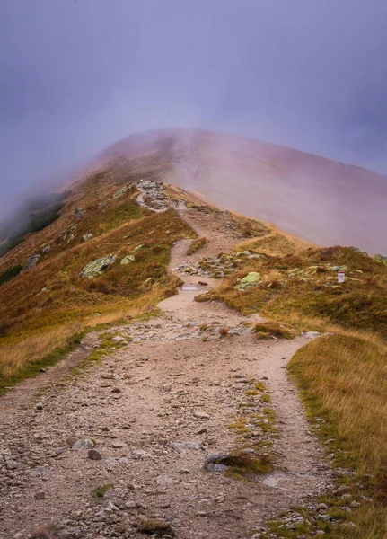 Güzel dağ manzarası Tatry, Slovakya