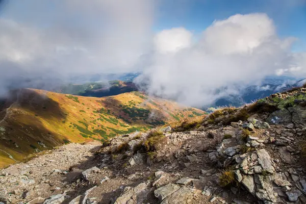 Güzel dağ manzarası Tatry, Slovakya