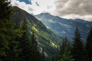 Güzel dağ manzarası Tatry, Slovakya