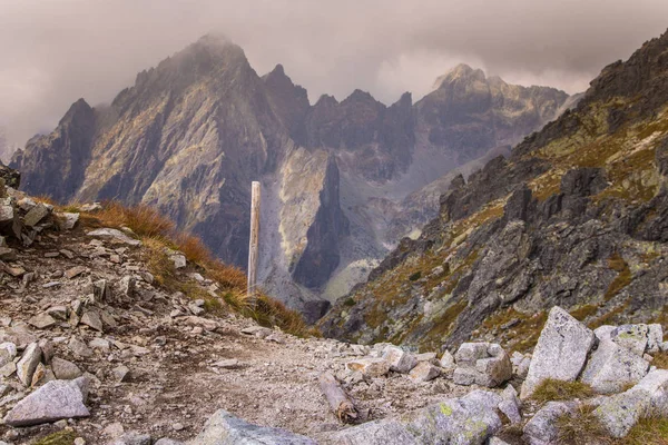 Pięknych górskich krajobrazów w Tatry, Słowacja — Zdjęcie stockowe