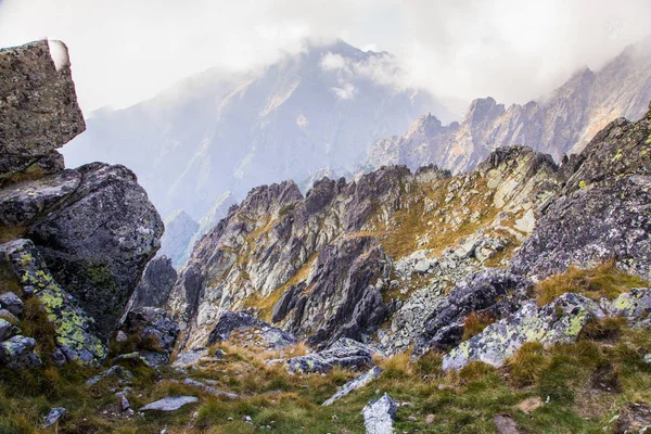 Güzel dağ manzarası Tatry, Slovakya