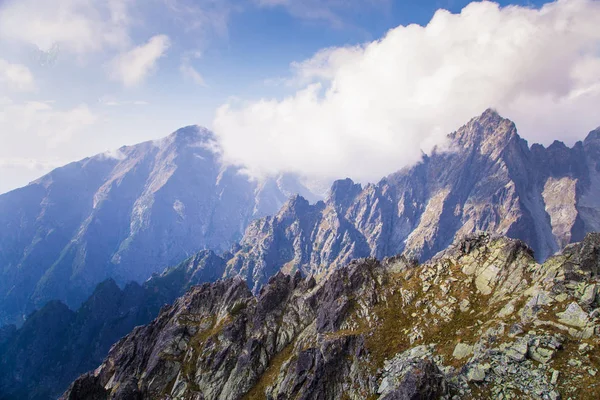 Güzel dağ manzarası Tatry, Slovakya