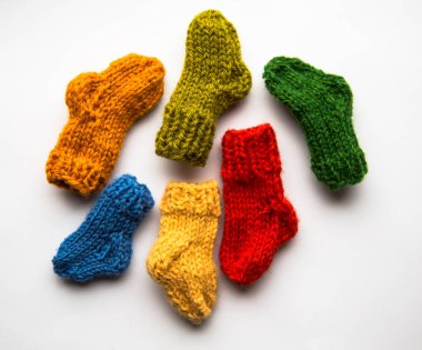 Küçük, açık renkli örgü Yün çorap el