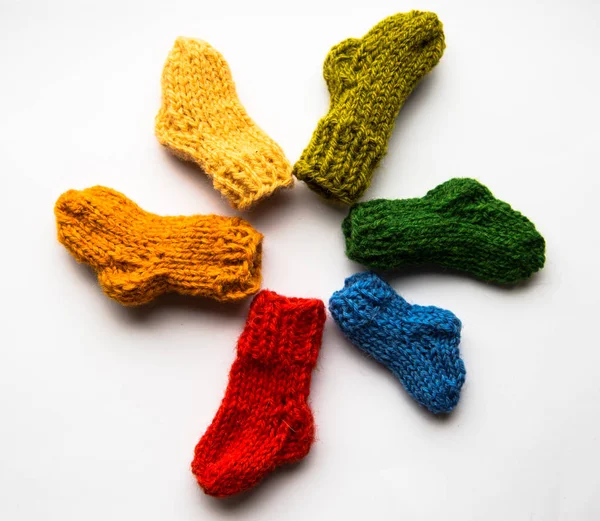 Küçük, açık renkli örgü Yün çorap el
