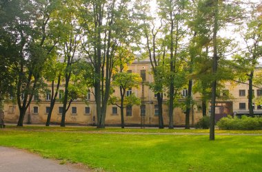 Nordic Avrupa ülkesinde sonbaharın güzel bir sahne.