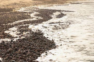Tepeleri Baltık Denizi sahil şeridi üzerinde güzel bir manzara