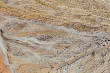 Güzel kum desenler Baltık Denizi kıyısında. Soyut, renkli arka plan kum plaj. Sığ derinlik-in tarla.